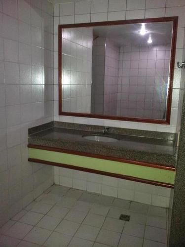 Hotel del amor Lips (adults Only)